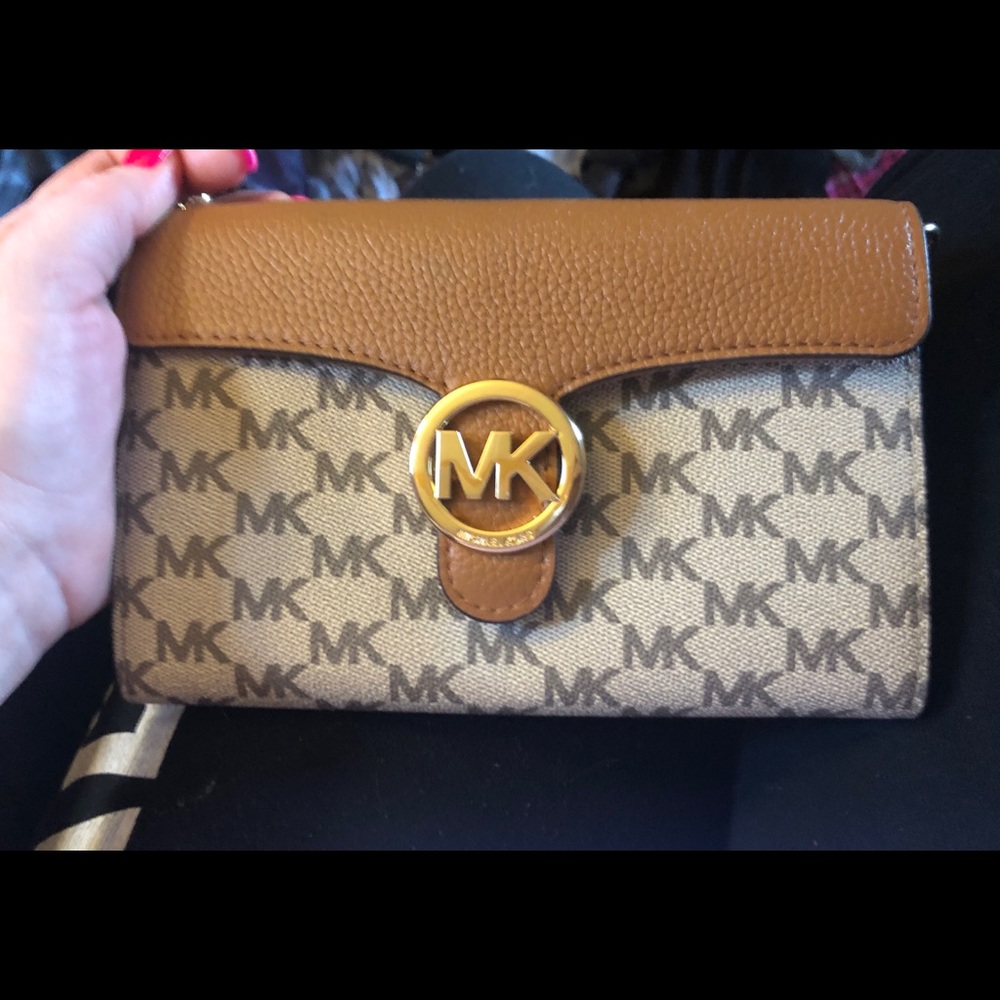 Michael Kors Crossbody
